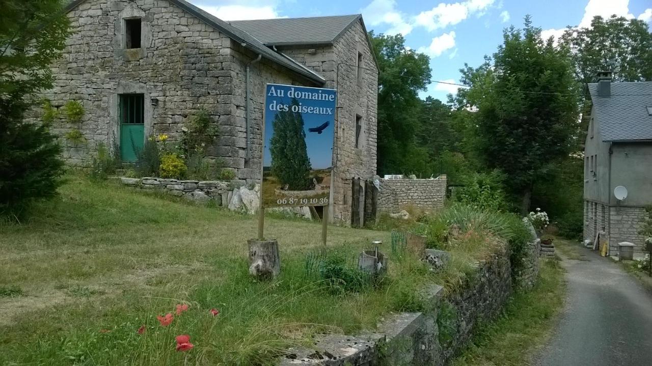 Au Domaine Des Oiseaux Bed & Breakfast Montredon  Exterior photo